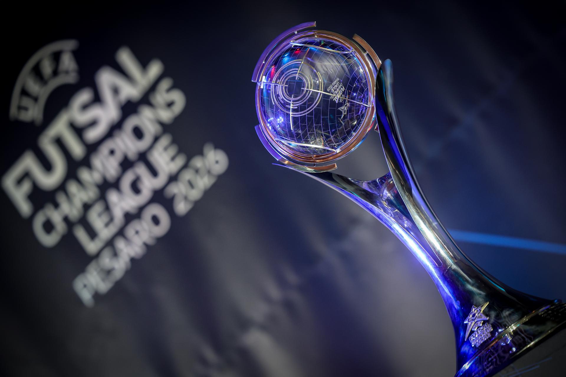 Pesaro, bagno di folla per la UEFA Futsal Champions League: Cartagena-Sporting e Palma-Etoile Lavalloise le semi. FOTOGALLERY