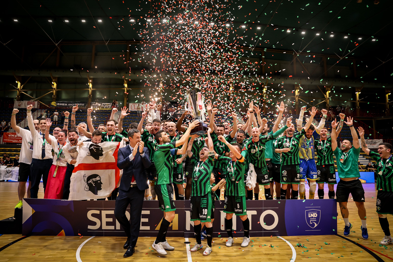 Uno scudetto bianco, rosso e verde…nero! La L84 sbanca il PalaCatania, s’impone sulla Meta e riporta lo scudetto a Torino dopo 27 anni. FOTOGALLERY